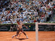 Roger Federer zog ohne Satzverlust in die Achtelfinals ein (Bild: KEYSTONE/AP/PAVEL GOLOVKIN)