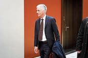Bundesanwalt Michael Lauber steht seit geraumer Zeit unter Druck. (Bild: Anthony Anex/Keystone)