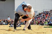 Daniel Bösch gewinnt im letzten Gang gegen Beni Notz und sichert sich den vierten Schlussrang. (Bild: Pascal Schönenberger)