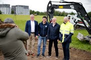 ESAF 2019: Baustart zum Eidgenössischen Schwingfest Zug. Im Bild: Heinz Tännler, Walter Lötscher, Thomas Huwyler und Harry Knüsel. Von links nach rechts. Bild: Stefan Kaiser (Zug, 06. Mai 2019)