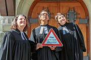 Regula Hermann, Uwe Habenicht und Kathrin Bolt aus der Kirchgemeinde Straubenzell gestalten die Gottesdienste im Mai einmal anders – ohne Predigt. (Bild: PD)