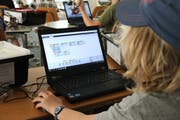 Die Digitalisierung verändert Wirtschaft und Gesellschaft und damit auch den Alltag jedes Einzelnen. Beispiele dafür, wie das geschieht, will der dritte Digitaltag vom 3. September auch in St.Gallen zeigen. (Bild: Luca Ghiselli - 3. August 2018)
