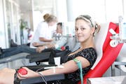 Die eigentliche Blutspende dauert nur rund zehn Minuten. (Bild: PD)