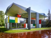Nach seiner Instandsetzung ist der Pavillon Le Corbusier in Zürich ab Samstag wieder für Besucherinnen und Besucher geöffnet. (Bild: KEYSTONE/CHRISTIAN BEUTLER)