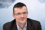 Stadtrat Markus Buschor verteidigte die Pflästerung. (Bild: Urs Bucher)