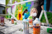Am letztjährigen Mädchentag in Mels stand ein Graffiti-Workshop auf dem Programm. (Bild: PD)