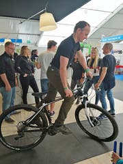 Patrick Rohrer aus Beckenried versucht sich möglichst lange auf dem Velo zu halten. (Bild: Priska Rohrer, 31. Mai 2019)