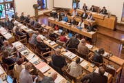 Blick von der Besuchertribüne ins St.Galler Stadtparlament. (Bild: Adriana Ortiz Cardozo - 21. Mai 2019)