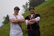 Matthias Herger (links) holte auf dem Stoos seinen vierten Saisonkranz und Stefan Arnold den 30. Kranz seiner gesamten Karriere. (Bild: PD)