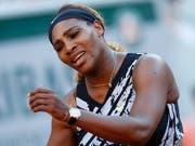 Sorgte in Paris für einen Eklat: Nach ihrem frühen Aus am French Open wollte Serena Williams das Ende der Pressekonferenz von Dominic Thiem nicht abwarten (Bild: KEYSTONE/AP/CHRISTOPHE ENA)