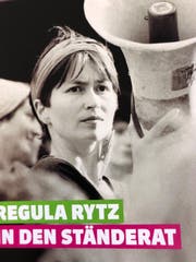 Die Grüne Parteipräsidentin Regula Rytz wirbt für ihre Ständeratskandidatur nicht mit Umweltthemen sondern mit einem Sujet vom Frauenstreik 1991: Regula Rytz am Megaphon.