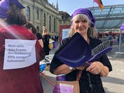 Susanne Ducommun protestiert gegen die deutlich tieferen Renten von Frauen.