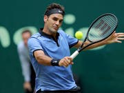 Startet am Montag in Halle in seine Rasensaison: Roger Federer (Bild: KEYSTONE/EPA/TYLER LARKIN)