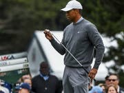 Der Putter lief nicht so heiss, wie Tiger Woods es sich gewünscht hatte (Bild: KEYSTONE/EPA/ETIENNE LAURENT)