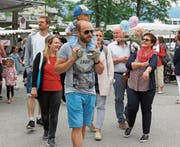 Wie immer war der Kilbibesuch ein Muss für Jung und Alt. (Bild: Maya Seiler)