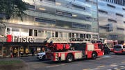 Sowohl Polizei als auch die Luzerner Feuerwehr waren am Einsatzort. (Bild: Elena Oberholzer, Luzern, 17. Juni 2019)