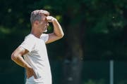Beobachtet das erste Training: Sportchef Alain Sutter. (Bild: Claudio Thoma/freshfocus)