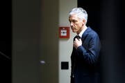 Bundesanwalt Michael Lauber gerät immer stärker unter Druck. (KEYSTONE/Anthony Anex)