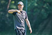Trainer Peter Zeidler hat seine Spieler wieder zurück im Training. (Bild: Claudio Thoma/freshfocus)
