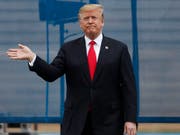 US-Präsident Donald Trump reagiert erneut auf Kritik an seinen Massnahmen im Handelsstreit. (Bild: KEYSTONE/AP/DAVID ZALUBOWSKI)