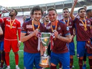 Die Servettiens Miroslav Stevanovic und Sébastien Wüthrich starten auswärts gegen YB in die Saison (Bild: KEYSTONE/SALVATORE DI NOLFI)