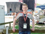 Wertungsrichter Michael Wyss geniesst in Aarau eine Pause. (Bild: Marianne Baschung (Aarau, 13. Juni 2019))