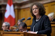 Bea Heim, SP-Nationalrätin aus Solothurn, befasst sich seit Jahren mit dem Problem der Lieferengpässe. (Bild: Anthony Anex/Keystone)