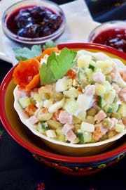 Russischer Salat. (Bild: Flurina Rothenberger)