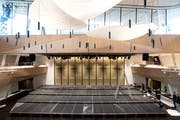 Blick in die Andermatt Konzerthalle, am Donnerstag, 6. Juni 2019, in Andermatt. Die Konzerthalle bietet Platz fuer 650 Personen und ein 75-koepfiges Orchester und wird nach zweijaehriger Bauzeit am 16. Juni 2019 eroeffnet. (KEYSTONE/Alexandra Wey)