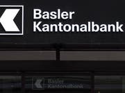 Vereinheitlichung von Funktionen: Nach der Übernahme der Bank Cler, der früheren Bank Coop, könnten bei der Basler Kantonalbank bis zu 40 Stellen wegfallen. (Bild: KEYSTONE/GEORGIOS KEFALAS)