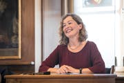 Regula Wyss präsidiert für ein Jahr den Nidwaldner Landrat. (Bilder. Manuela Jans-Koch, Stans, 26. Juni 2019)