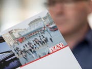 Wer mit 58 Jahren oder später seine Stelle verliert und keine mehr findet, soll bis zur Pensionierung eine Überbrückungsrente erhalten. (Bild: KEYSTONE/GAETAN BALLY)