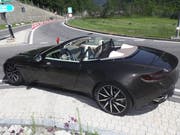 Der Fahrer des Sportwagens verlor die Beherrschung über das Fahrzeug. (Bild: Kantonspolizei Uri, Göschenen, 25. Juni 2019)