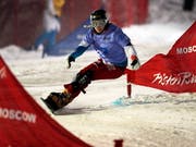 Bestresultat unter Flutlicht: Im Januar fuhr Nicole Baumgartner in Moskau auf den 8. Platz (Bild: KEYSTONE/EPA/SERGEI ILNITSKY)