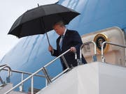 Bereit für den G20-Gipfel: US-Präsident Donald Trump steigt in Osaka die Treppe von Air Force One hinunter. (Bild: KEYSTONE/AP/SUSAN WALSH)