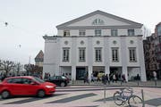 Aussenfassade des Luzerner Theaters. Bild: Corinne Glanzmann (Luzern, 29. November 2018)