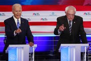 Joe Biden (links) im Duell gegen Bernie Sanders. (Bild: Wilfredeo Lee/AP, Miami, 27. Juni 2019)