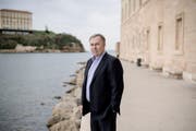 Robert Tibbo im alten Hafen von Marseille. (Bild: Benjamin Bechet, 23. November 2018)