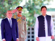 Der afghanische Präsident Aschraf Ghani und der Pakistanische Ministerpräsident Imran Khan wollen gemeinsam in die Zukunft schauen. (Bild: KEYSTONE/AP Press Information Department)