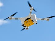 Sorgenkind Post-Drohne: der Konzern will die Sicherheit der Fluggeräte nach zwei Abstürzen mit der Einsetzung eines Expertenrats sowie verschiedenen technischen Sofortmassnahmen erhöhen. (Bild: KEYSTONE/WALTER BIERI)