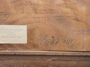Ein Vermerk des Kunsthändlers Hildebrand Gurlitt auf einem Werk. Die lückenlose Aufklärung der Herkunft ist oft eine schwierige Arbeit. (Bild: KEYSTONE/ANTHONY ANEX)