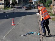 Der Bub war mit diesem Kickboard unterwegs. (Bild: Geri Holdener/Bote der Urschweiz)