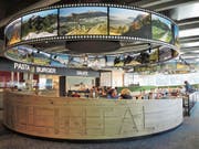 Die «Frischetheke XXL» der Raststätte Rheintal Ost, wie sie auch die geplante neue Thurau Nord aufwerten soll. (Bild: Mengia Albertin)