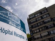 Um die Zukunft des Spitals Moutier wird hart gerungen. (Bild: KEYSTONE/JEAN-CHRISTOPHE BOTT)