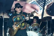 Carlos Santana auf der Bühne im Napa Valley vor zwei Wochen. (Bild: Jim Bennett/Getty Images)