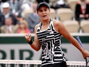 Ashleigh Barty setzte sich mit ihrem sechsten Matchball durch (Bild: KEYSTONE/EPA/YOAN VALAT)
