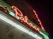 Nach dem Saisonschlussfest vom Samstagnachmittag und Samstagabend zieht sich das Kulturzentrum Palace in den dreimonatigen Sommerschlag zurück. (Bild: Hanspeter Schiess - 19. Oktober 2016)
