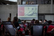 Das Solarkino setzt auf eine gemütliche Atmosphäre. (Bild: Adriana Ortiz Cardozo)