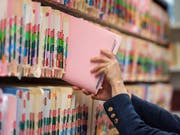 Die Zahl der Firmengründungen ist im ersten Halbjahr gestiegen. (Bild: KEYSTONE/CHRISTIAN BEUTLER)