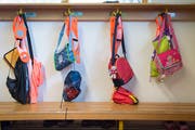 Ein weiterer Kindergartenstart steht uns bevor, warum bloss fällt es mir schwerer, mein zweites Kind loszulassen? (Bild: Benjamin Manser)